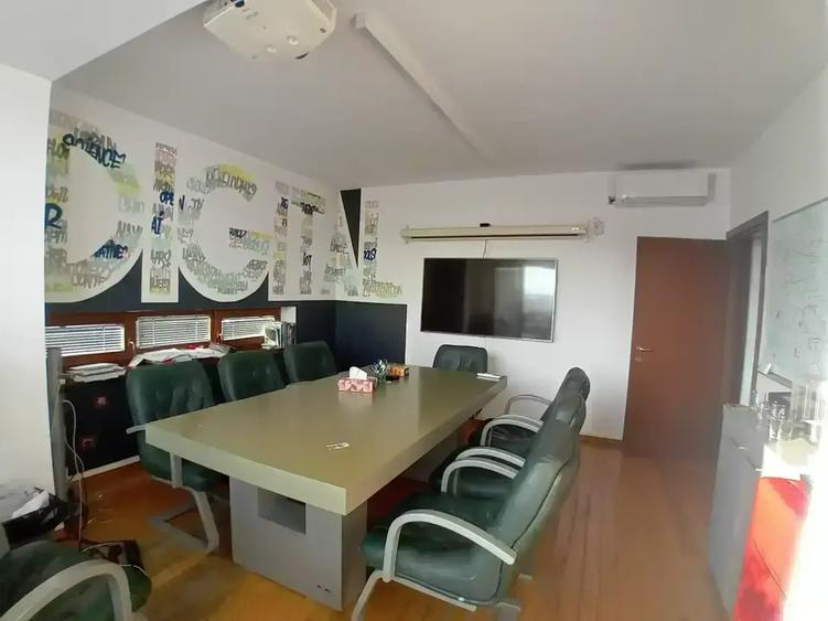 Triplex luminos cu rooftop de 80 mp, în Dorobanți