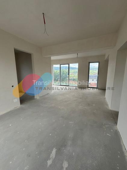 Duplex semifinisat, 120 mp utili, drum privat, zona Chinteni