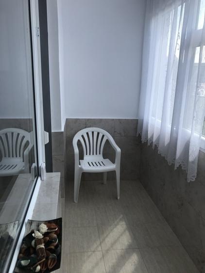Garsoniera spatioasa Gorjului metrou, Militari