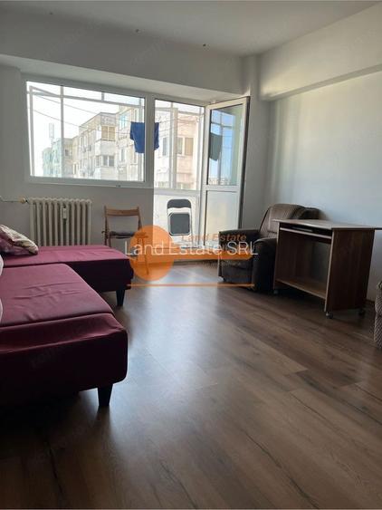 Apartament cu 2 camere in zona Drumul Taberei - 2