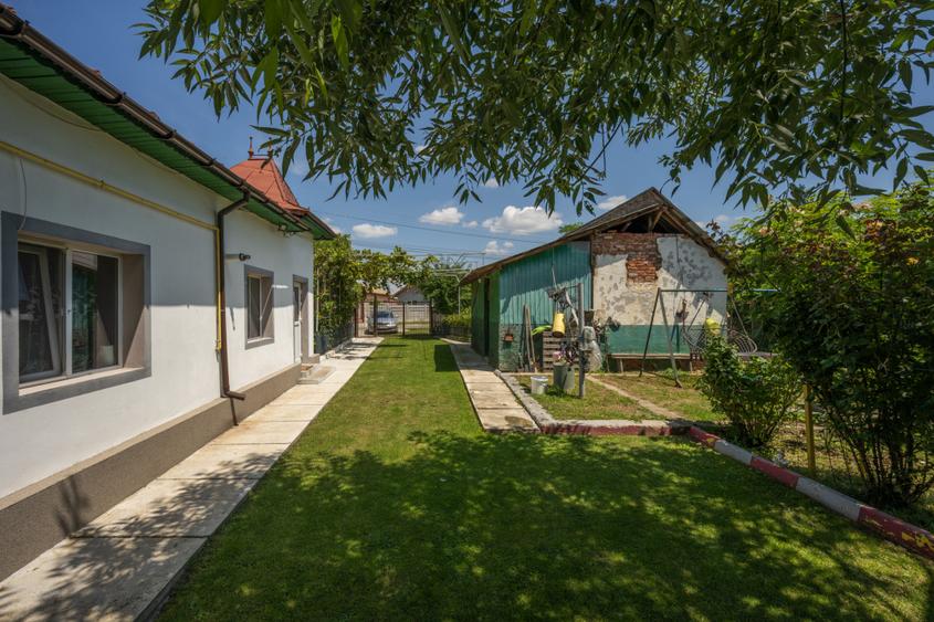 RACARI - DAMBOVITA, CASA PE PARTER 85 MP, LOT 2200 MP!