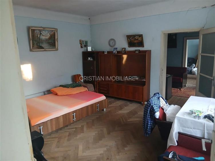 Casa Batraneasca , zona Centru, Suprafata Terenului m490mp - 2