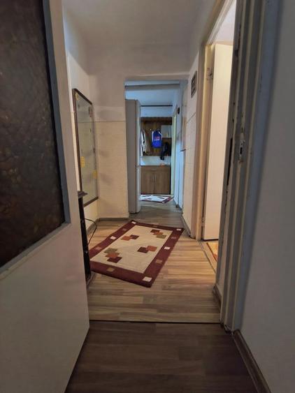 Inel2 2 Camere decomandat,51 mp pret 88000 euro