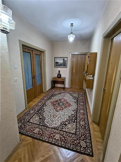 Apartament cu 3 camere la vila 115 mp utili langa Parcul Sub Arini