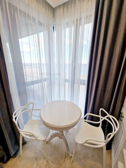 3 Camere de Lux - vedere frontala la mare in Faleza Nord