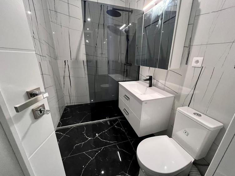 Apartament 3 camere, 2 bai si curte in Selimbar