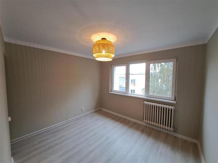Apartament cu 4 camere,  77 mp utili, situat in cartierul Manastur!