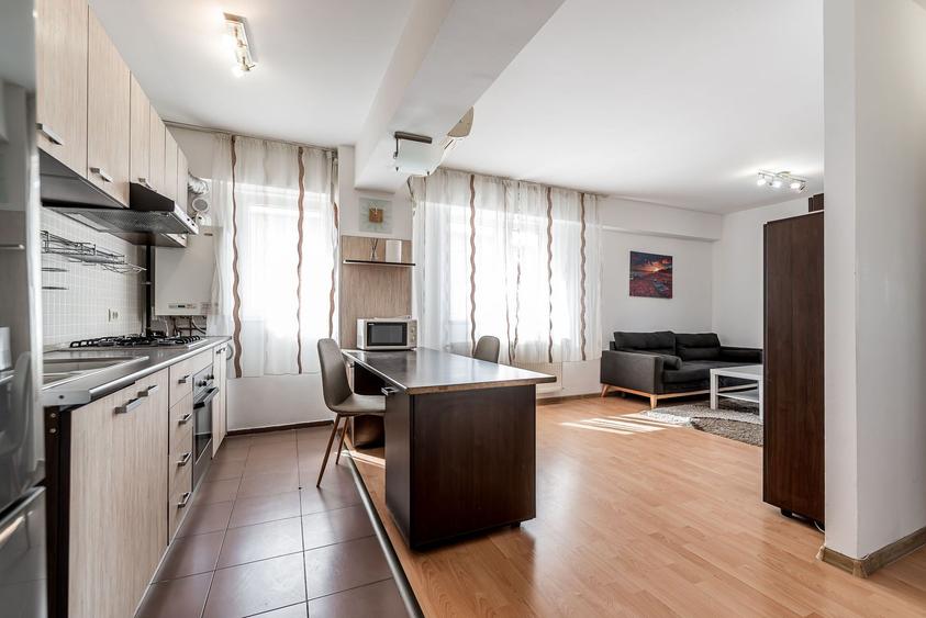 Apartament 2 camere la cheie - Bloc 2007 - Confectii langa facultate