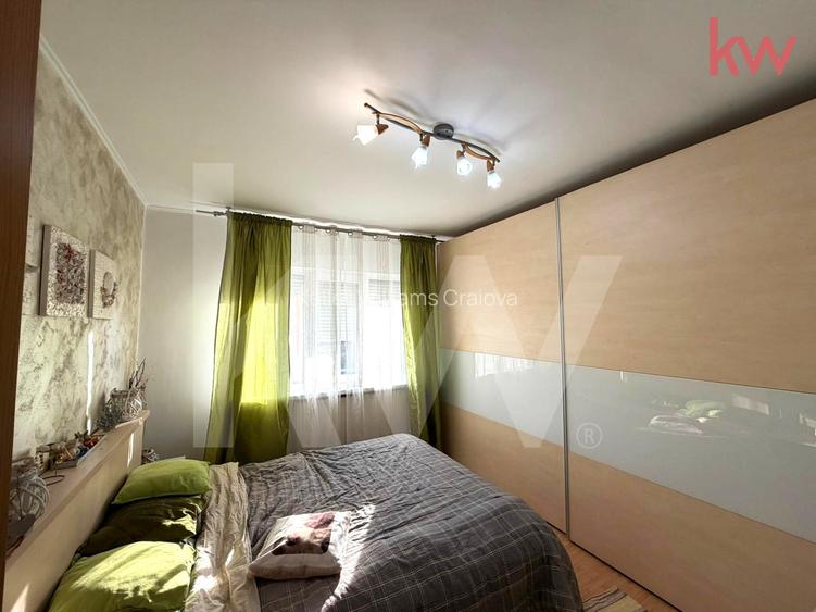 Apartament 3 camere decomandat – Craiovița Nouă - 2