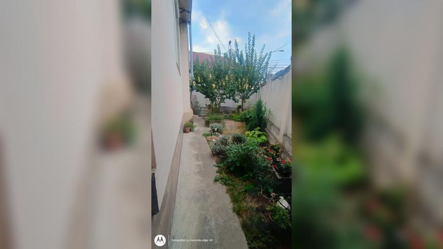 Apartament 3 camere ultracentral Oradea 75mp, curte, parcare si boxa