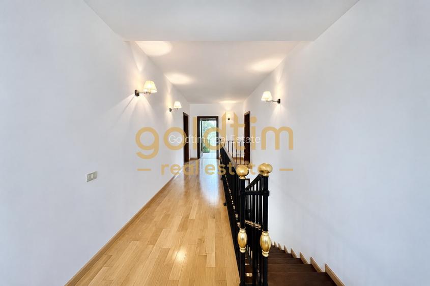 NOU!!!SUPERB/ VILA INDIVIDUALA/GARAJ/ CURTE GENEROASA/GRDINA MATURA/BANEASA - 37