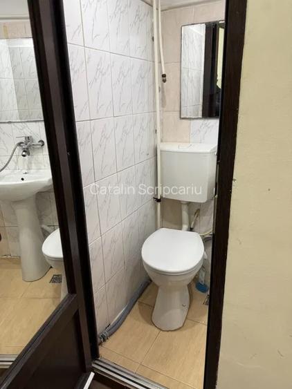 Persoana fizica Inchiriez camera de camin bloc Tineret Dacia - 8