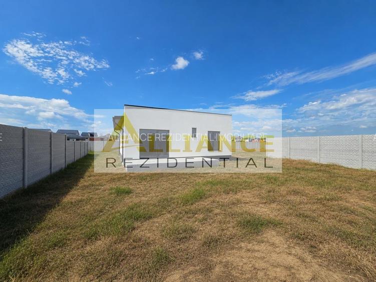 Casa parter- 100m de autobuz- 470mp teren- placa de beton - 13
