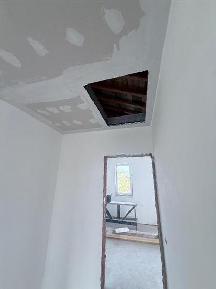 Vanzare - Casa - Vila - Prelungirea Ghencea - Dantelei - teren 245mp -210000E