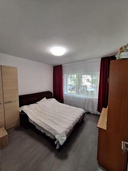 3 camere decomandat, renovat Mircea cel Batran_statia de Taxi
