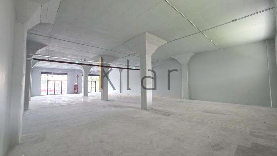 Spatiu comercial / Showroom 288mp, Someseni, zona Aeroport