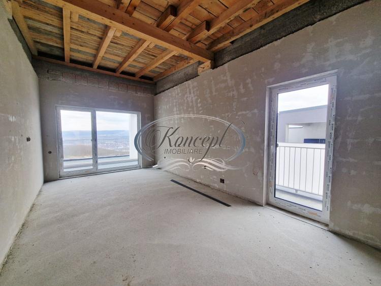 Duplex premium cu rooftop panoramic, in Voronet