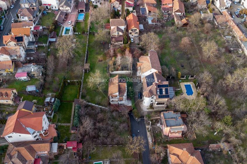 Casă / Vilă cu 6 camere de închiriat în zona Centru Vechi - 31
