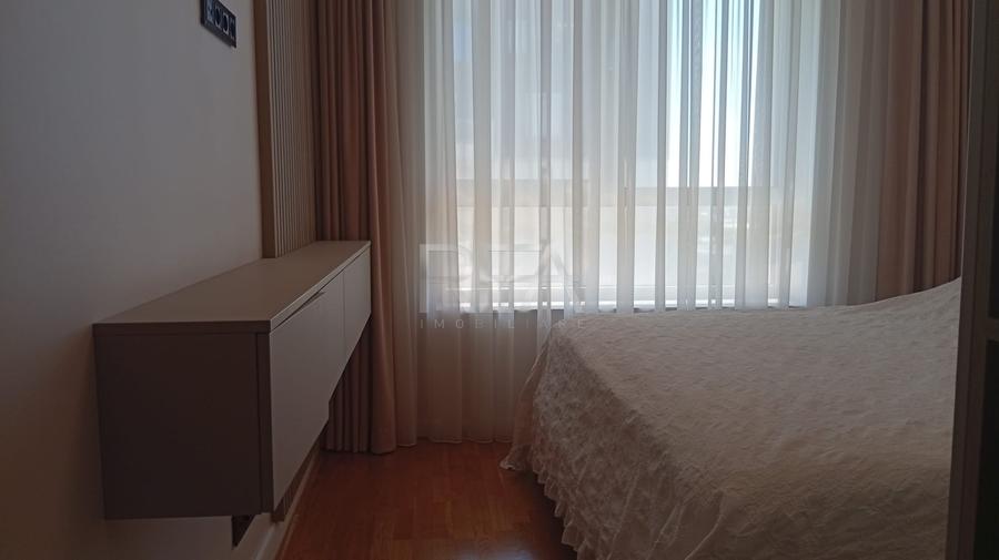 3 camere 81 mp, parcare, boxă, Luxuria - Domenii