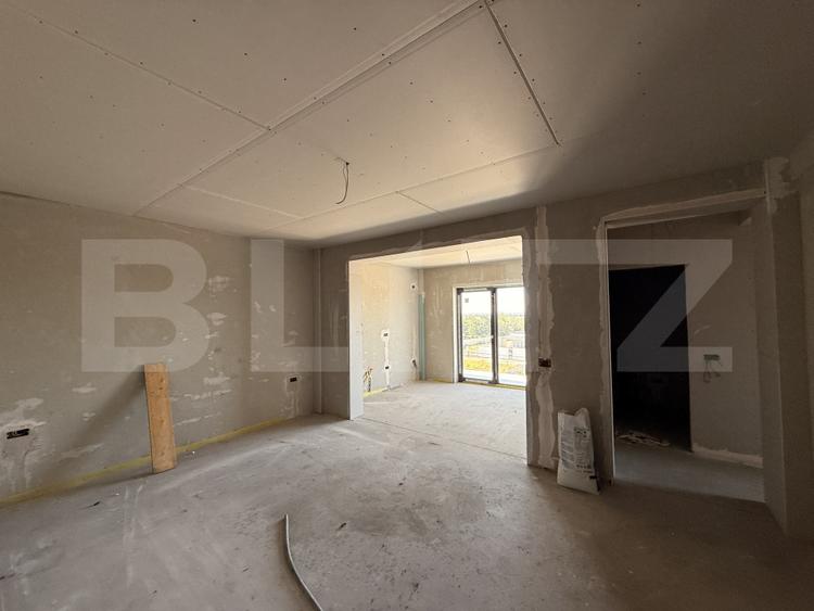 Apartament SD de 2 camere, 66 mp, la cheie, et. 3, zona Ford