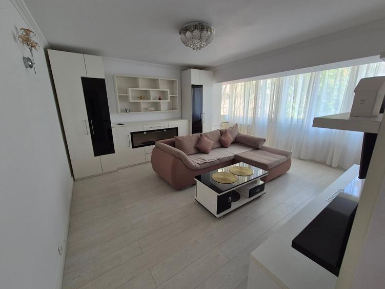 Apartament 3 camere de închiriat – Tineretului / Timpuri Noi