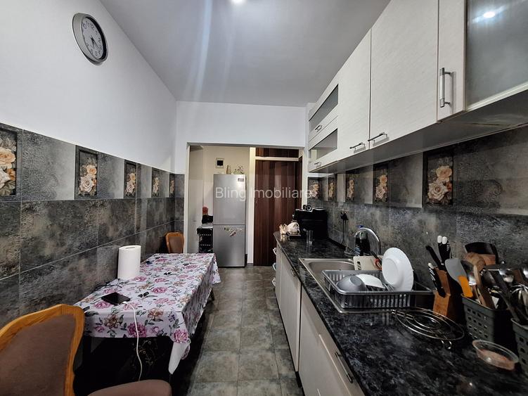 Apartament decomandat, 44 mp, parcare, strada Cetatii - 4