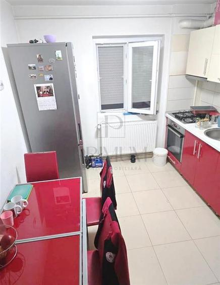 FAVORIT - 3 CAM - CENTR. PROPRIE - PARTER INALT - APROAPE DE CENTRU