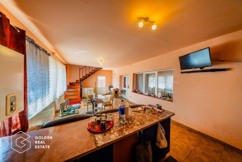 Casa P+M, teren în suprafata de 500 mp, Utvin