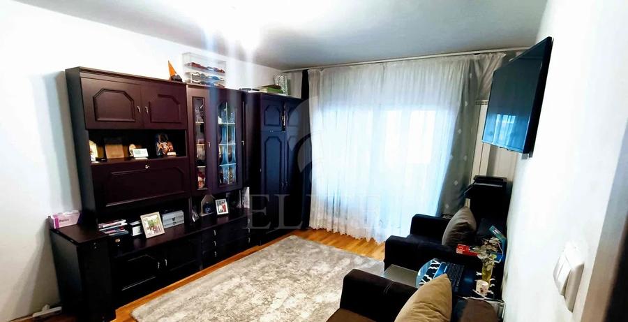 Apartament 2 camere în zona AUREL VLAICU