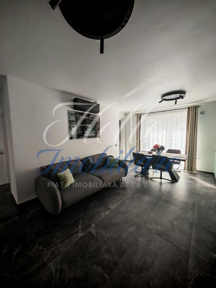 Apartament 3 camere semidecomandat 66.2 mp, Zona Vivo, Floresti