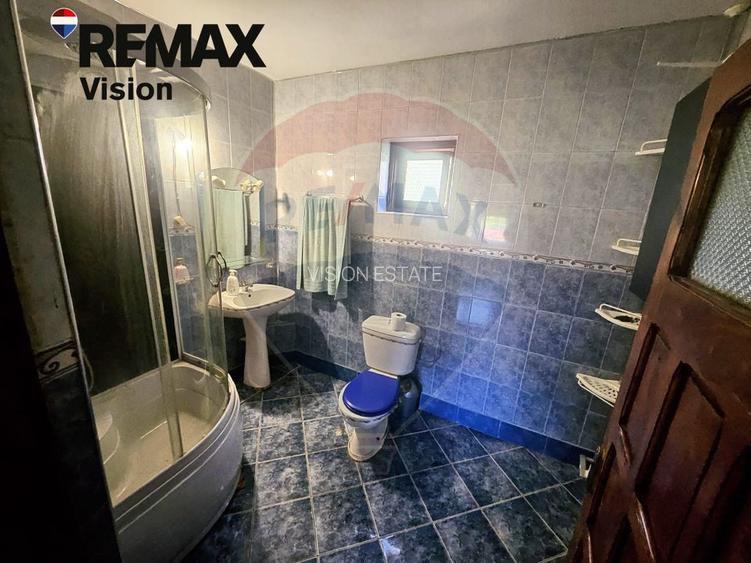 Oportunitate Unică în Centrul Craiovei Casă cu 5 Camere și Garaj - 12