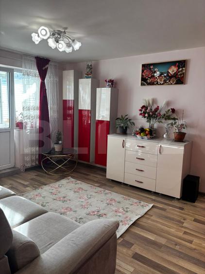 Apartament 3 camere, 50 mp, zona Alexandru cel Bun