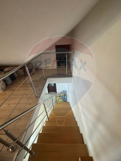 Apartament 3 camere | 2 bai | balcon | mansarda | bloc nou | Burdujeni