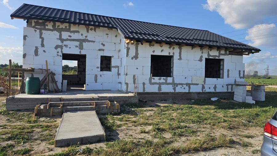 Casă în construcție de vânzare, 124 mp, zona Nord