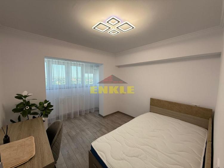 Apartament 4 camere decomandat de vânzare – Zona Carrefour