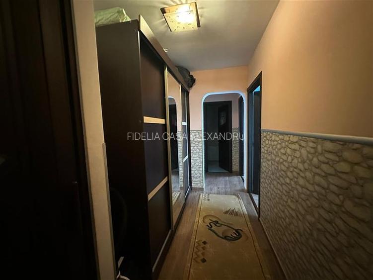 Apartament 3 camere, decomandat, de vanzare - Gara - 7