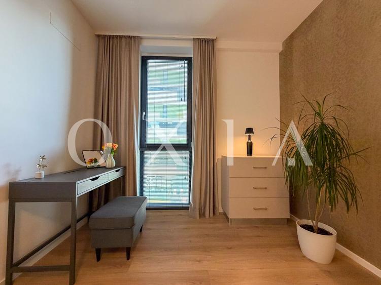 OX758 Ateneo, Prima Inchiriere, Amenajari Moderne