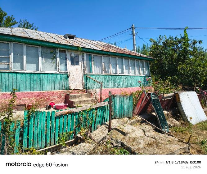 Casa bătrânească cu 2 camere plus antreu  - 6