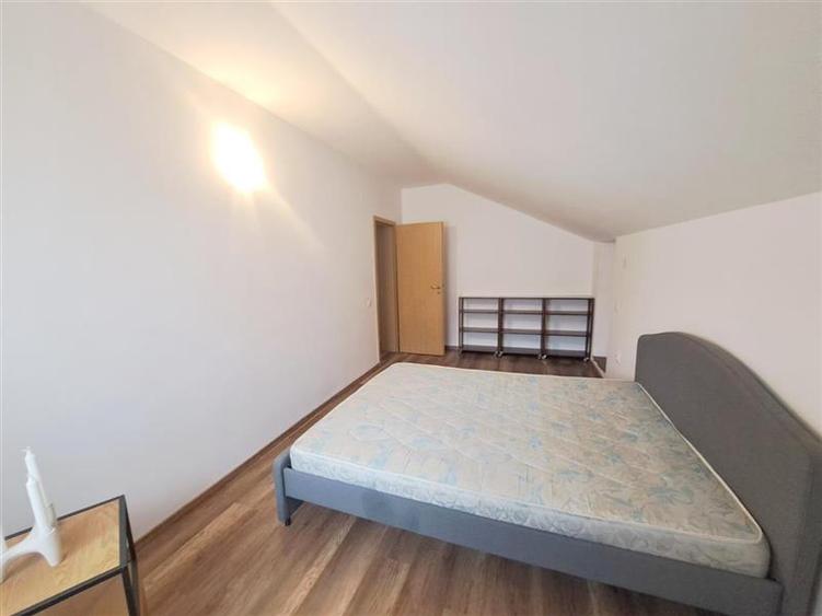 Cluj, Floresti apartament 4 camere, negociabil