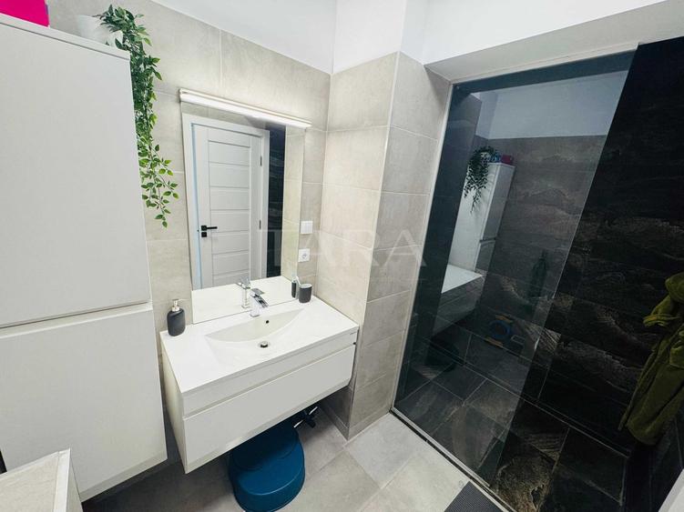 Apartament modern cu 4 camere, terasă panoramică de 38 mp.