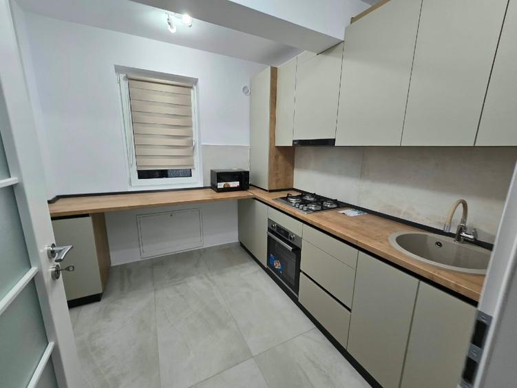 Apartament 2 camere Roca Residence | Parcare | AC | 2 TV | Boxă