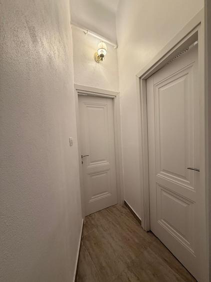 De Inchiriat apartament 2 cam complet utilat, 50 mp utlili Zona Centru Pietonala