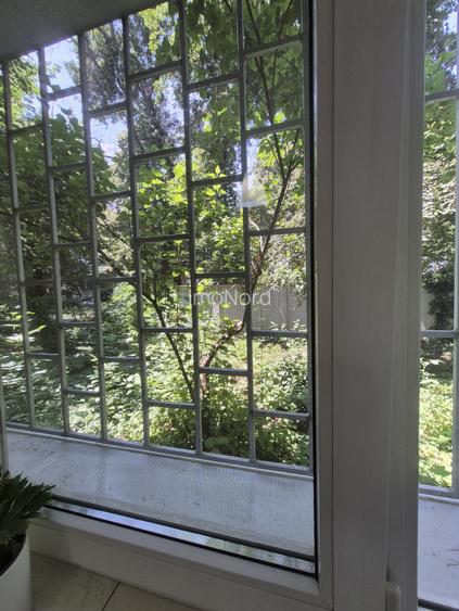 3 camere renovat, mobilat , balcon, str.Londra, loc parcare inclus - 12