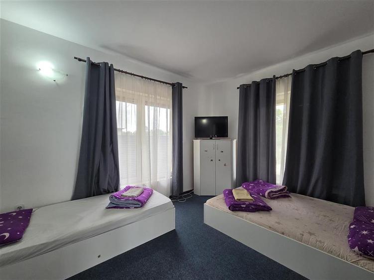 Casa tip pensiune, P+1E+M,9 camere,Baile ! Mai,Sanmartin;Bihor