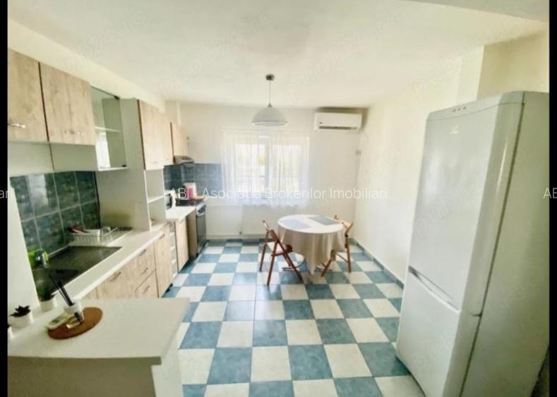 Mall Vitan/Zizin, ap 2 camere,65mp, bloc 1990/146 000euro - 4
