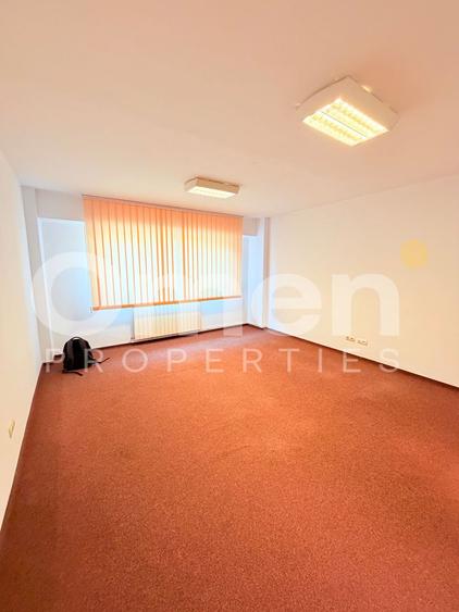 Apartament 3 camere decomandate | zona Center (b-dul București)