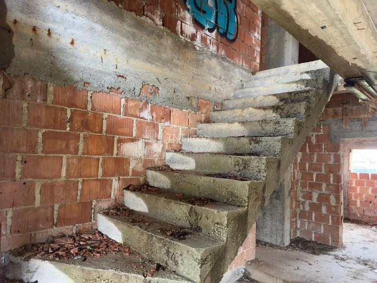Vila Individuala S+P+1+M cu Teren 1000mp langa Padure - Balotesti - 30