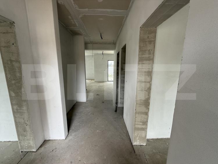 Casă semifinisată 4 camere, 105 mp, zona Odoreu