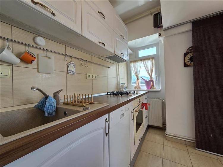 Apartament superb cu priveliste bulevardul Grivitei