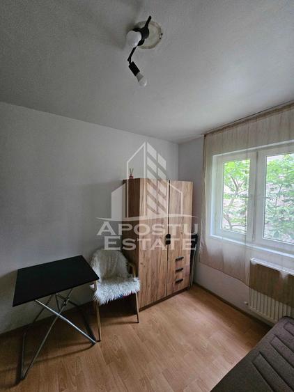 Garsoniera de inchiriat, în zona Iosefin.